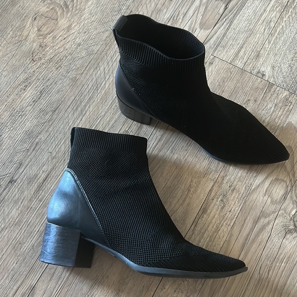 Everlane Reknit Boss Boot - Picture 5 of 10